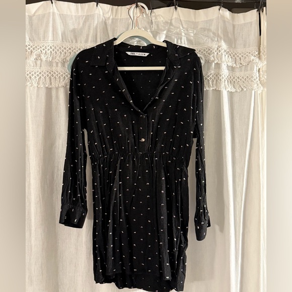 Zara Dresses & Skirts - Zara Long Sleeve Dress